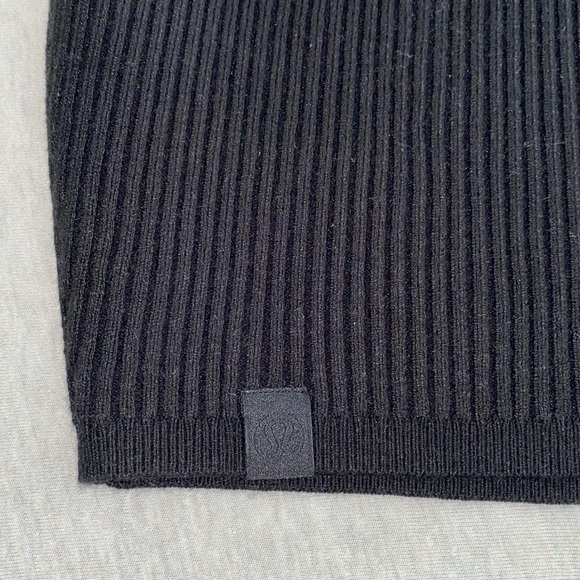 Lululemon Set’ Ribbed Knit Tank & Shorts - Picture 8 of 16